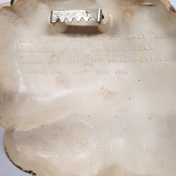 Raggedy Ann and Andy Plastic Set 2 Wall Plaques 1977 Bobbs Merrill Hangings - Picture 5 of 5